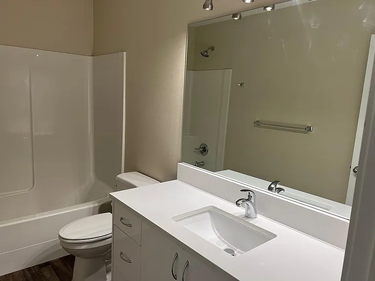 3115 Lewis Ave — Photo 14
