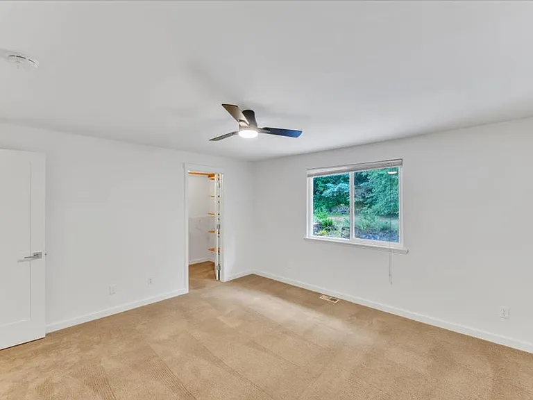 22734 SE 264th Pl — Photo 25