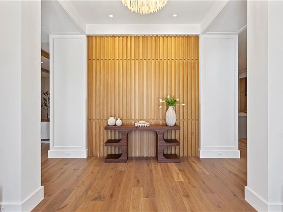 4th image of 745 Pectin RD