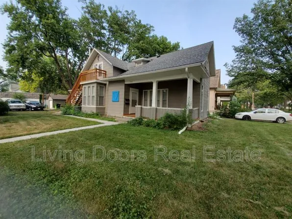 1940 S 16th St APT 1, Lincoln, NE 68502