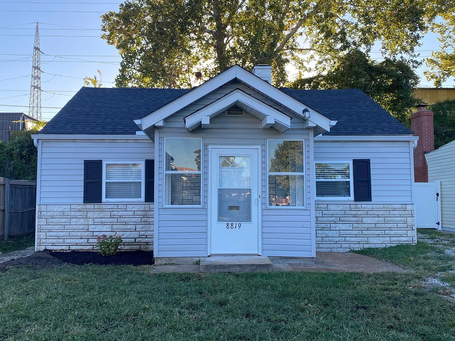 2 bed, 672 sqft, $1,625 — Photo 1