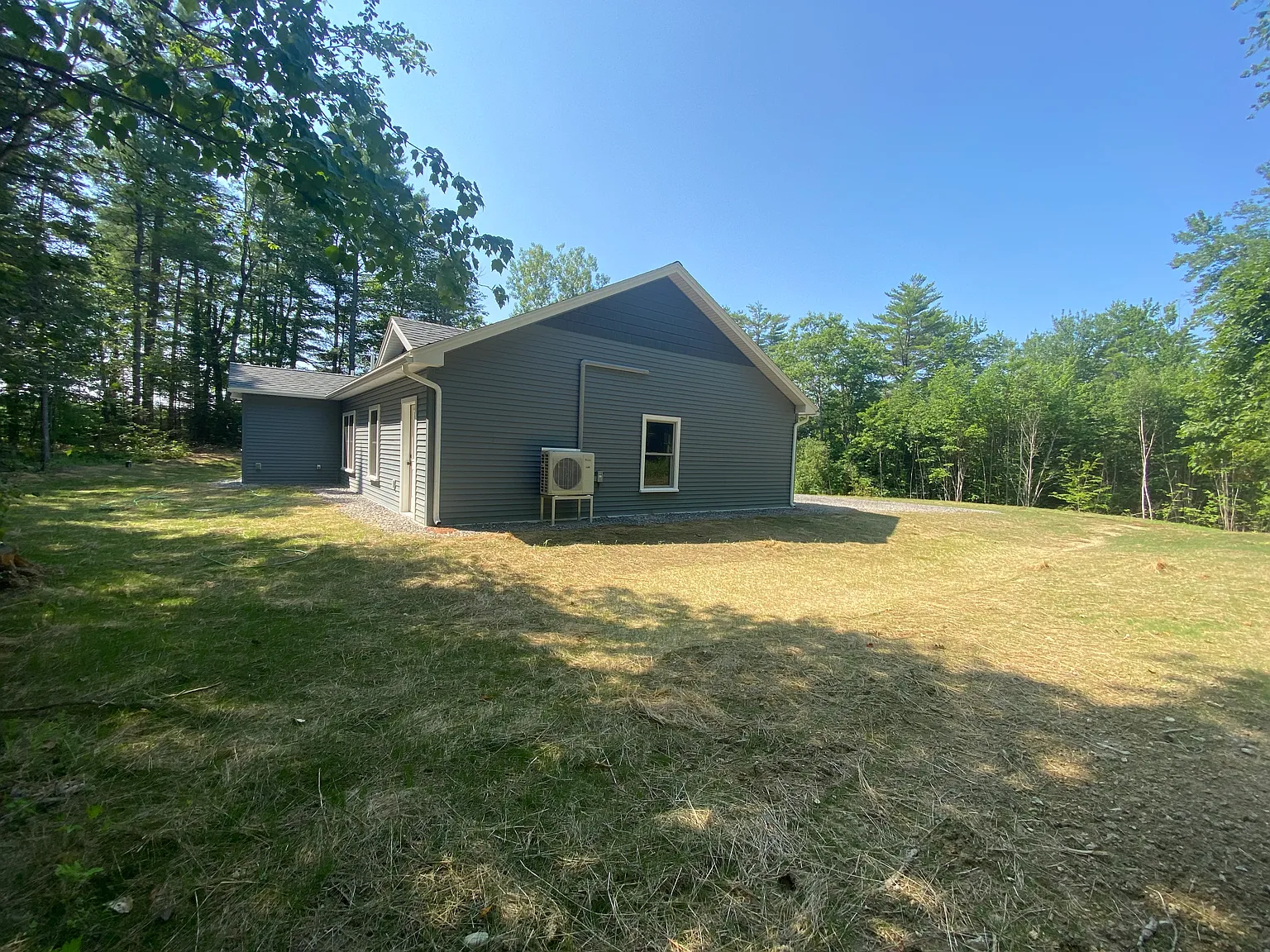 2 bed, 1200 sqft, $2,250 — Photo 4