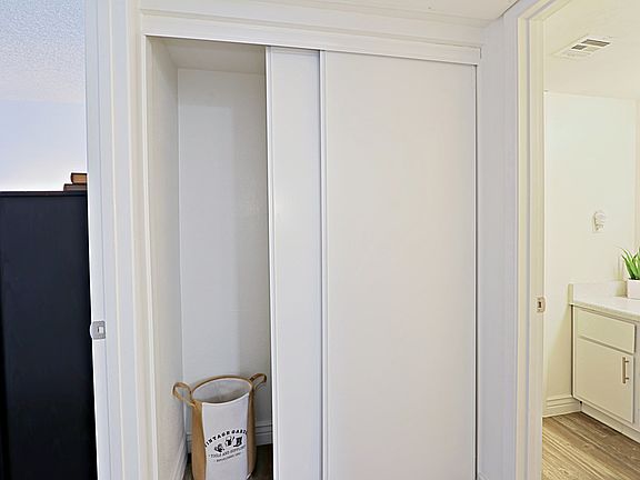 5th image of 10030 N 43rd Ave #3035