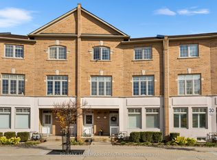 30 Greensborough Village Cir #22, Markham, ON L6E1Z1