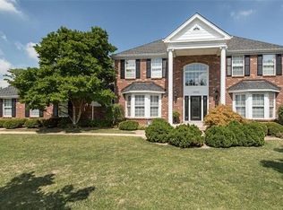 14943 Straub Hill Ln, Chesterfield, MO 63017