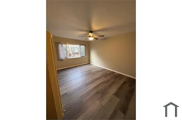 Photo 2 of 16 - 5499 Claremont Ave #4 - Oakland, CA Building Photo - 5499 Claremont Ave #4