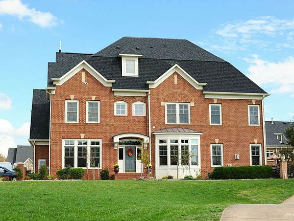 Exterior Photos-4
