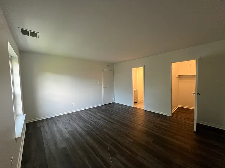 4000 Gypsy Ln #717 — Photo 5