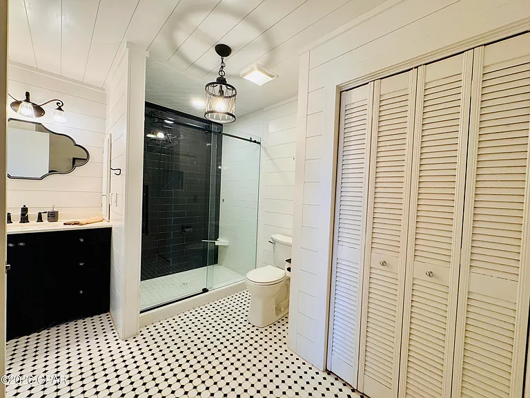 916 Cobia Dr — Photo 18