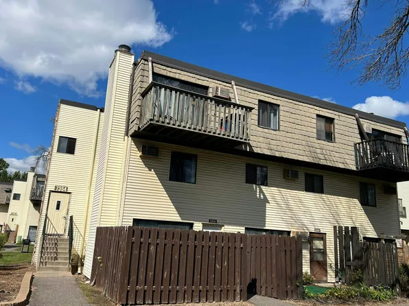 7354 72nd Ln N APT 324, Brooklyn Park, MN 55428