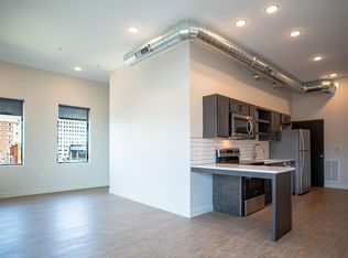 400 W River Dr #210, Davenport, IA 52801