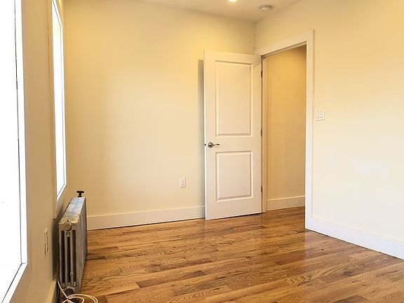 5th image of 32 Rogers Ave APT 3C