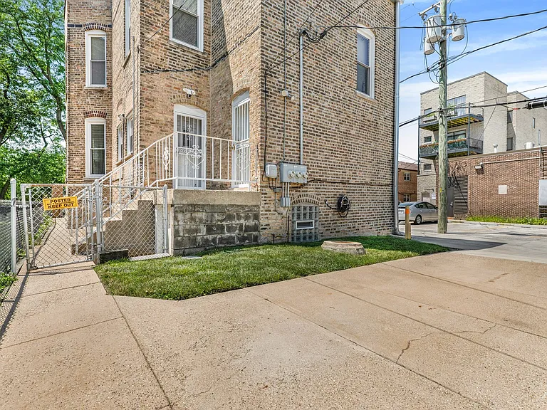 4749 N Long Ave #1 — Photo 19