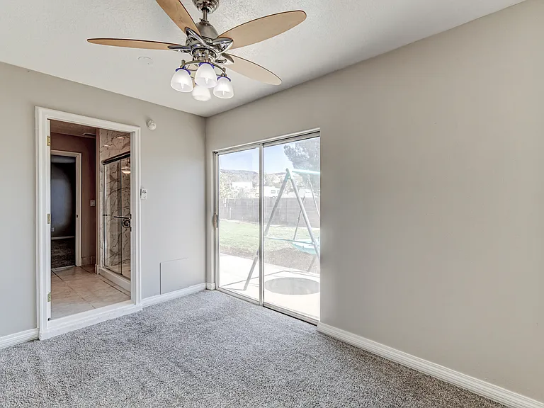 1545 W 5650 N — Photo 21