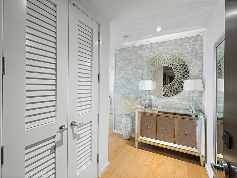 877 Francisco St #4111 — Photo 17