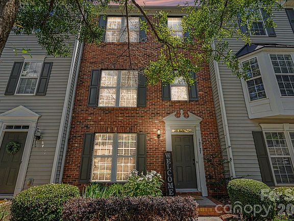 3rd image of 12727 Bullock Greenway Blvd