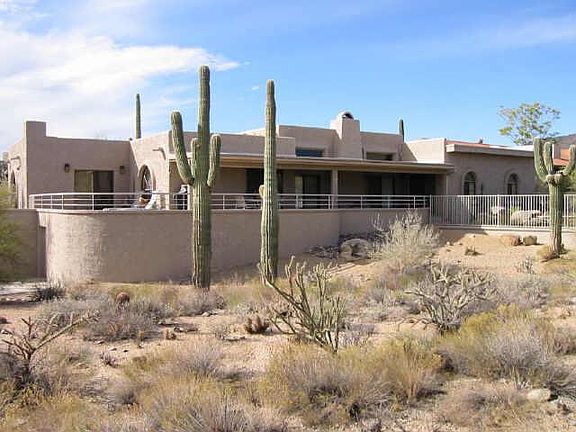 2nd image of 2046 E SMOKETREE Drive