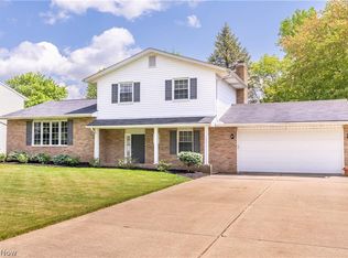 6700 Hythe St NW, Canton, OH 44708