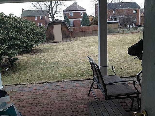 2nd image of 6905 Church St