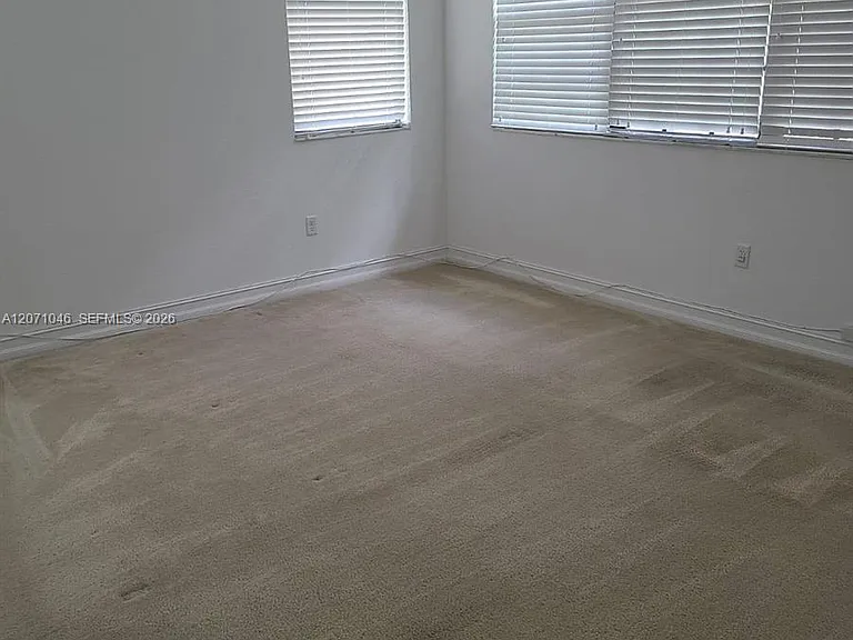 11362 SW 15th St — Photo 10