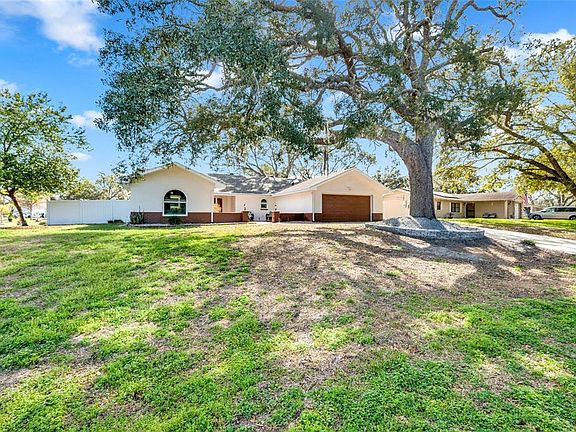 2nd image of 2272 Ancho Ave