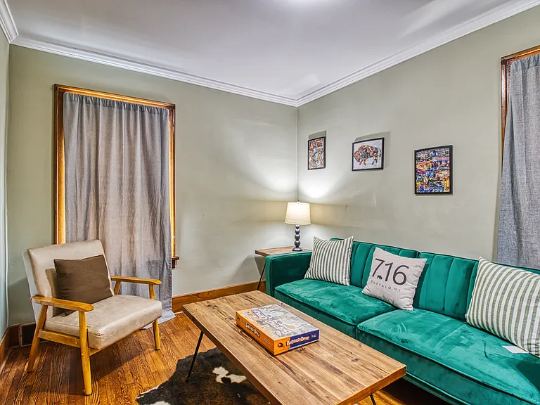 237 W Girard Blvd — Photo 17