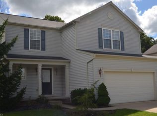 677 Oxford Dr, Broadview Heights, OH 44147