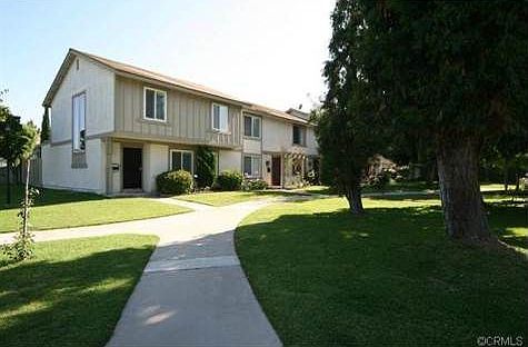 Great starter home in the Bradford Place.