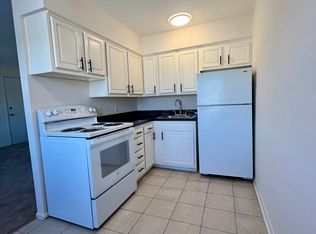 348 N York Rd #B2, Hatboro, PA 19040