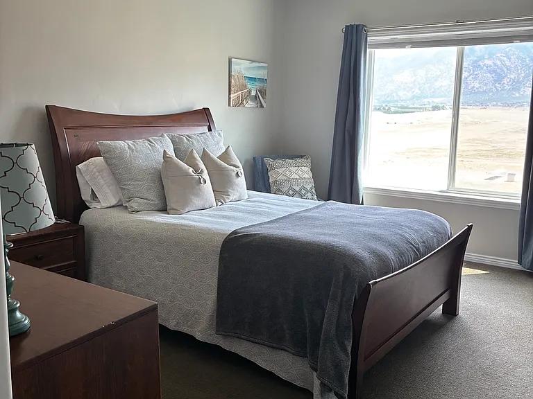 1217 Hillshire Dr #1 — Photo 4