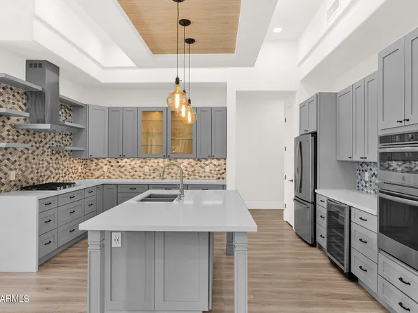 4835 E DALEY Lane, Phoenix, AZ 85054