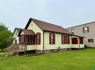 620 Vaughn Ave, Ashland, WI 54806