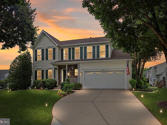 2nd image of 43157 Malloch Pl