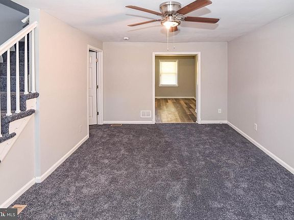 4th image of 3803 Elmley Ave