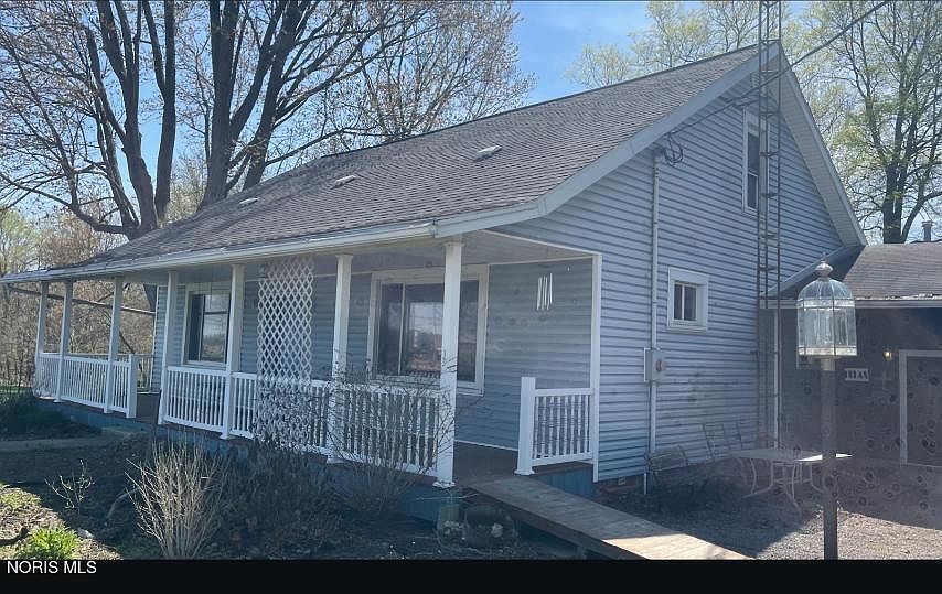 1st image of 2126 State St
