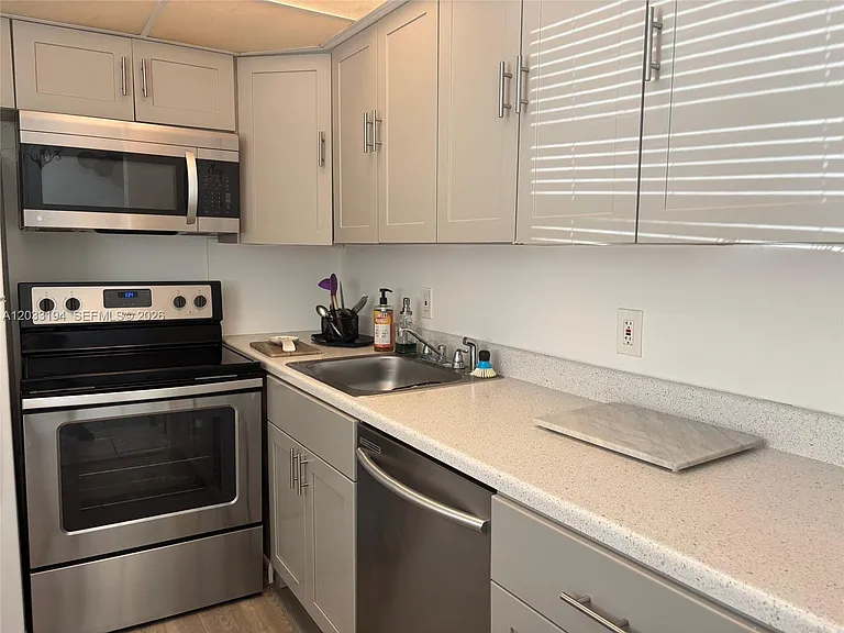 2790 NE 201st Ter #H101 — Photo 1