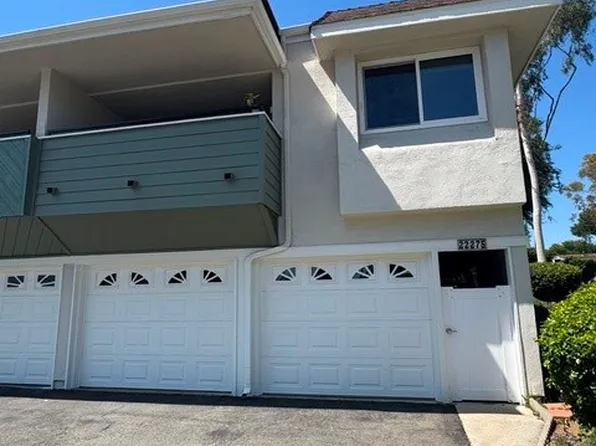 22275 Caminito Tecate, Laguna Hills, CA 92653