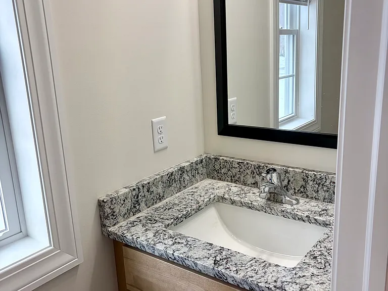 122B Memphis St — Photo 10