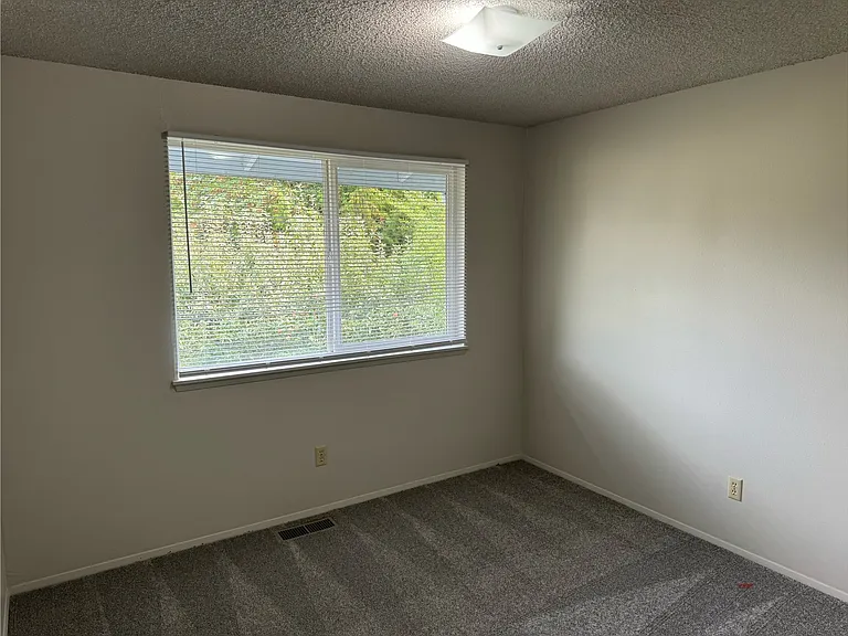 31504 36th Ave SW — Photo 12
