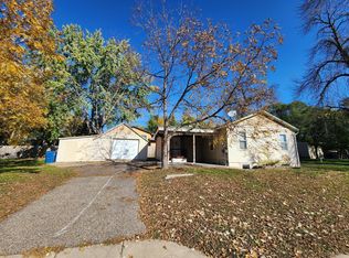 801 Irving Ave NW, Elk River, MN 55330