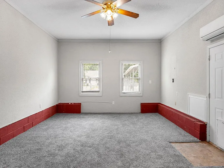 409 Kelsey Dr — Photo 15