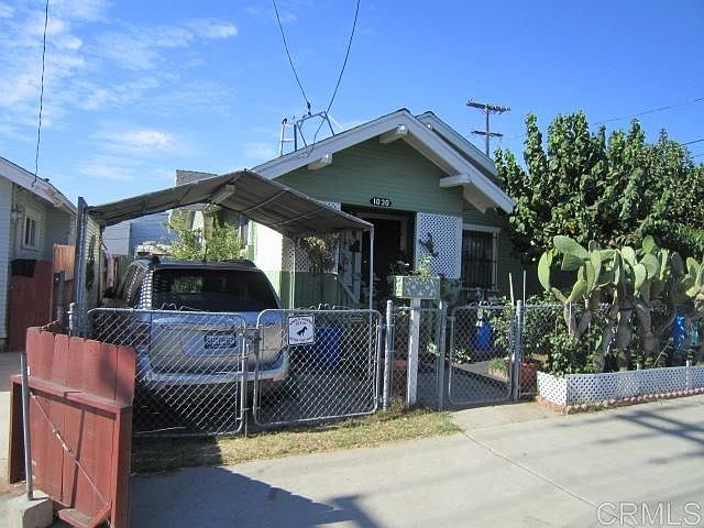 1st image of 1030 Sicard St