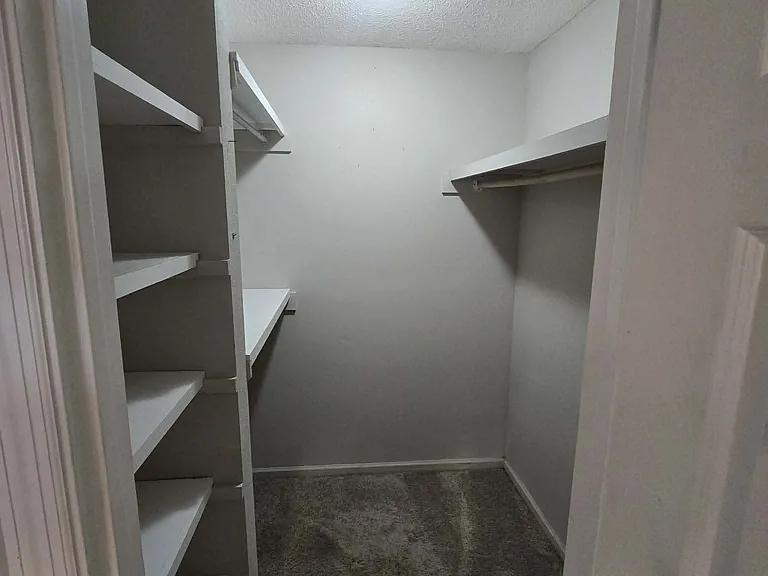 1779 Wayland Park Dr — Photo 16