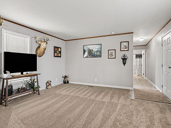 4th image of 4111 Nancy Ln