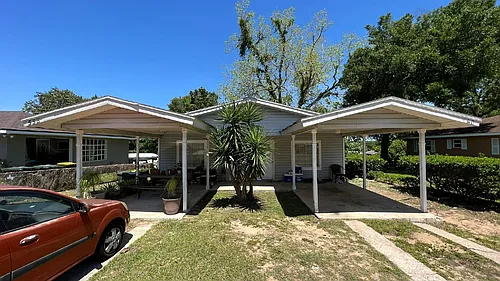 558 E Desoto St Photo 1
