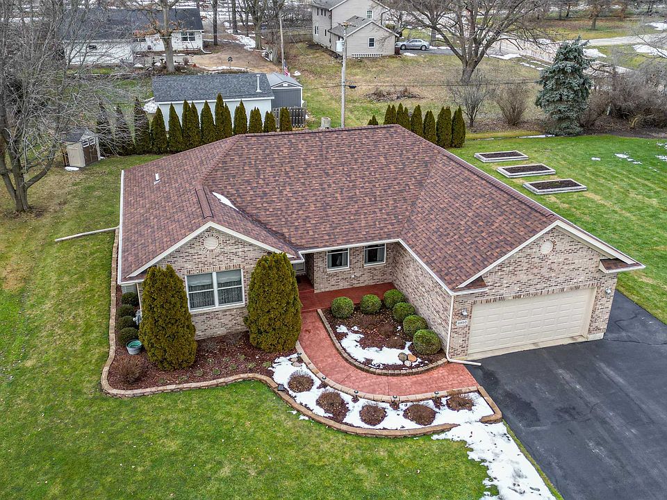 6950 Red Oak Ln, Garden Prairie, IL 61038 Zillow