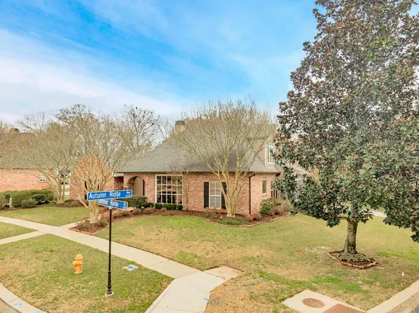 243 Summer Ridge Dr, Baton Rouge, LA 70810