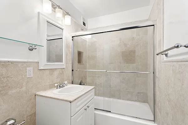 Rented by Compass | media 8
