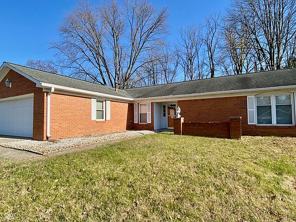 2nd image of 429 Thornberry Dr