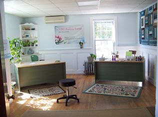 8C Sugarloaf St, South Deerfield, MA 01373